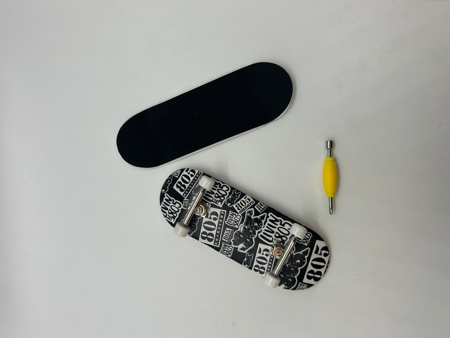 Atown Skate Ultra Premium Edition Fingerboard 805 Sticker Slap