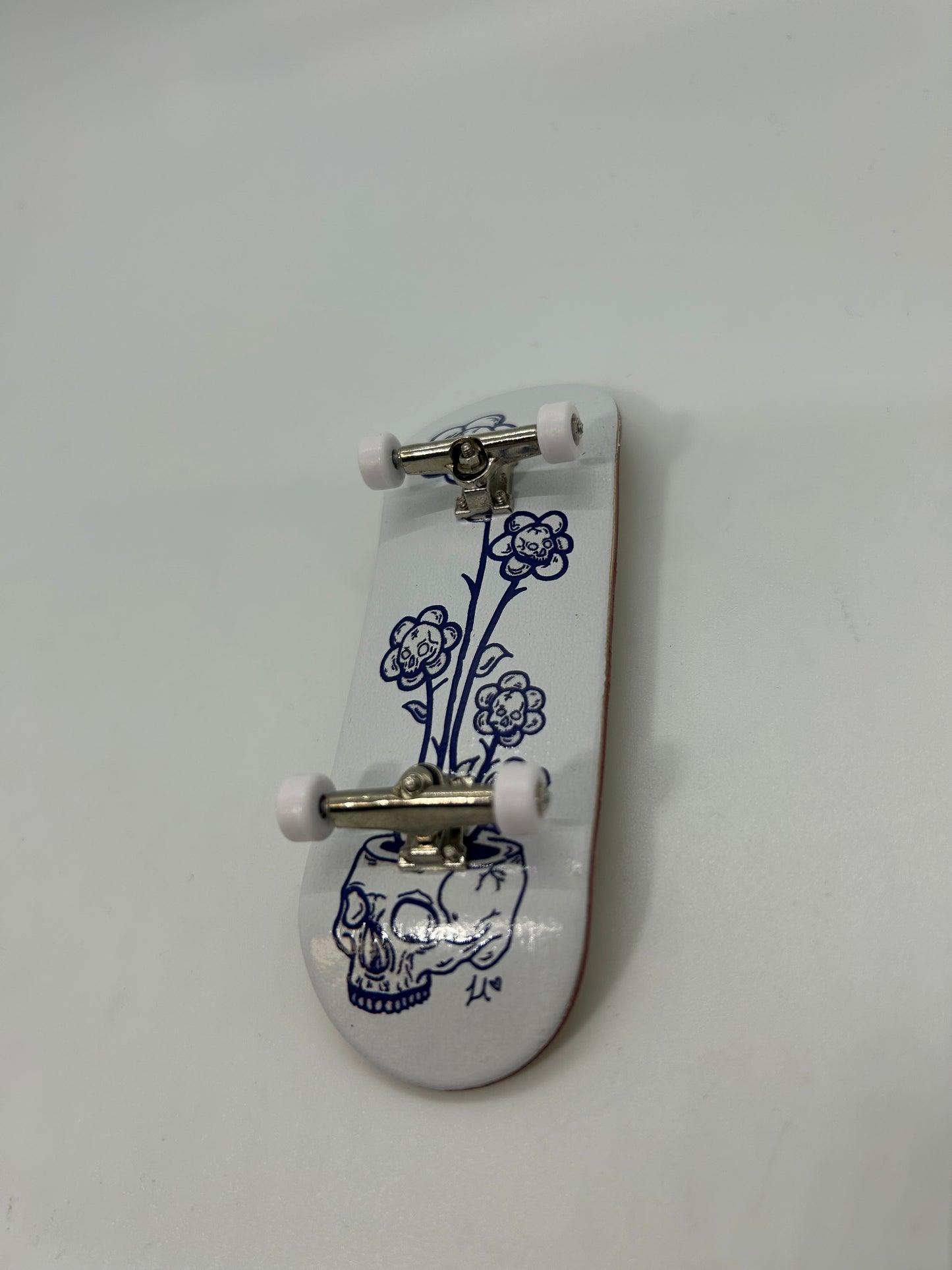 Atown Skate Premium Edition Fingerboard Flower Skulls