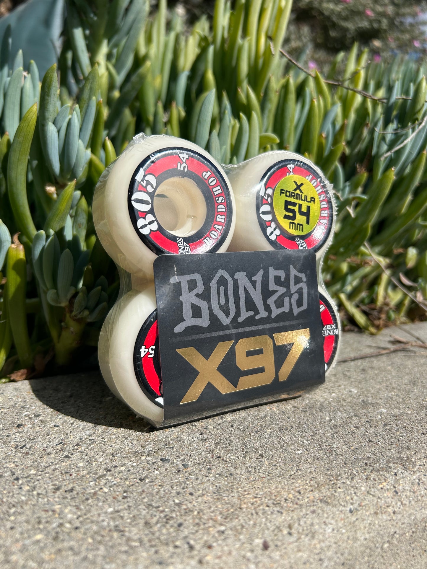 805 Boardshop x Bones 97a 54mm Wheels